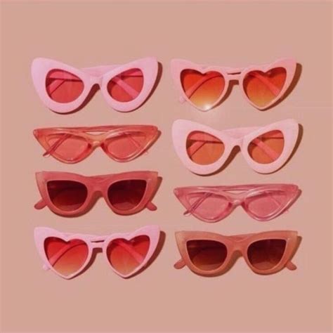 Pin By 𝓚𝓪𝓻𝓲𝓷𝓸𝓼𝓱 On Y2k Sunglasses Vintage Cute Sunglasses Aesthetic Vintage