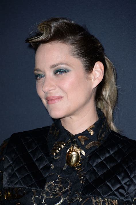 C'est surtout grâce à luc besson que l'on entend parler d'elle. MARION COTILLARD at Cesar - Revelations 2019 in Paris 01 ...