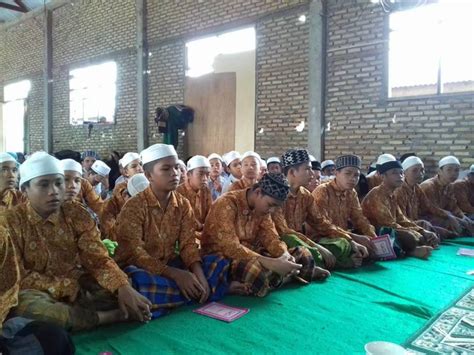 Sambut Muharam Santri Hidayatullah Khatamkan Al Quran