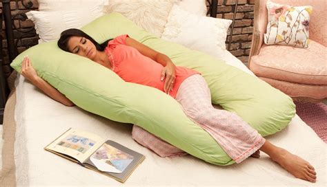 However, some experts now say that pregnant moms can sleep in any position that's comfortable for them rather than worry too much about it one way or. 7 Important Things About Sleeping During Pregnancy