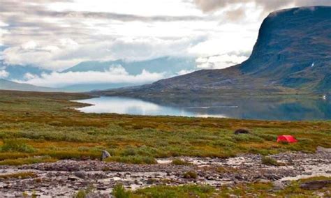 Kungsleden, 420 km, 260 miles, about 28 days. Kungsleden - världens häftigaste vandringsled | Land