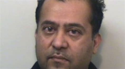 Amir Saleem Fraudster Who Conned Single Mum Out Of £36 000 Spent 20 Years Pretending To Be