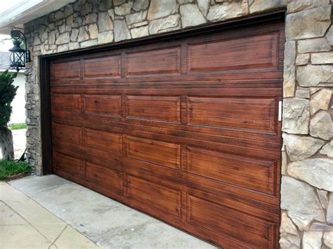Walk right in and say \\\i\\\'m home. Services | UnReal Garage Doors