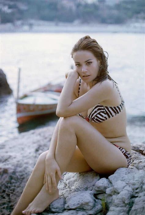 Claudine Auger French Actress Who Starred In Thunderball 1965 Roldschoolcool