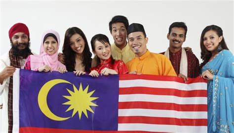Peranan Agama Dalam Perpaduan Di Malaysia