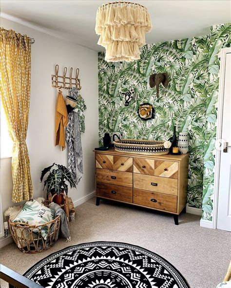 Find out simple bedroom decoration ideas that will result in a great bedroom for you! The Jungle Theme Nursery - Cozy Nursery
