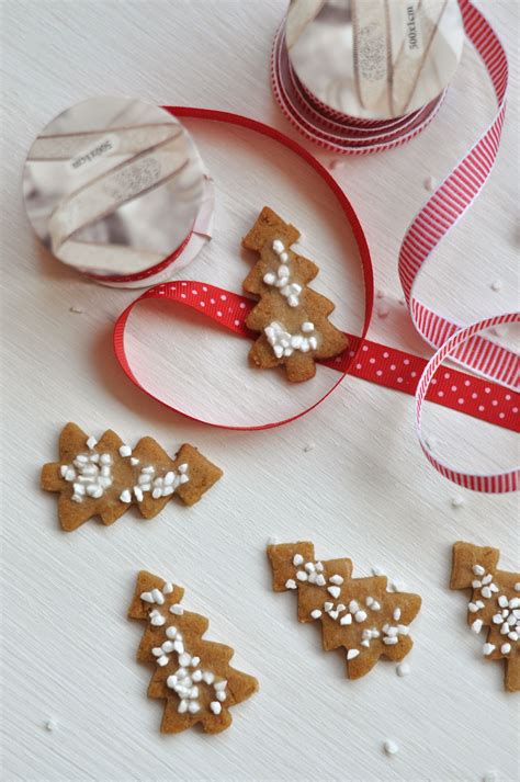 Sausainiai5 Gingerbread Cookies December Desserts Holiday Food Gingerbread Cupcakes