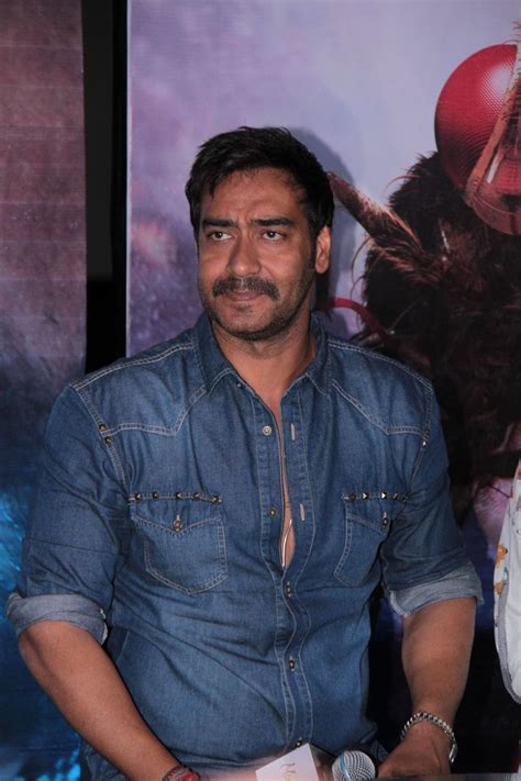 Action jackson full movie | ajay devgan, sonakshi sinha, yami gautam, manasvi mamgai. Ajay Devgan at film MAKKHI press meet at PVR Cinemas in ...