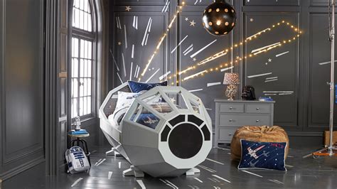Star wars wall mural for a boy's space. Star Wars Home Decor Takes Off | Builder Magazine | Design ...