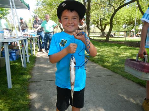 Fishing Volunteers For Kids Fishing Needed