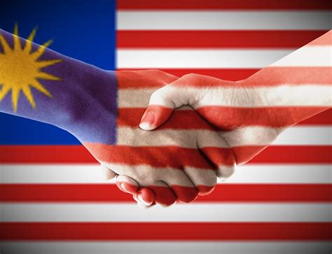 Free bendera malaysia berkibar vector download in ai, svg, eps and cdr. flickr@Jalur Gemilang | Lagu khas yang ditujukan kepada ...