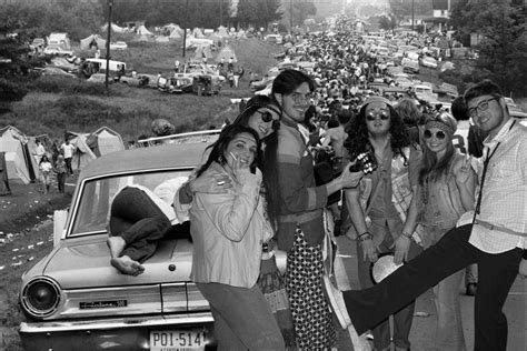 Peace And Love Aka Hippies At Woodstock 1969 Woodstock 1969