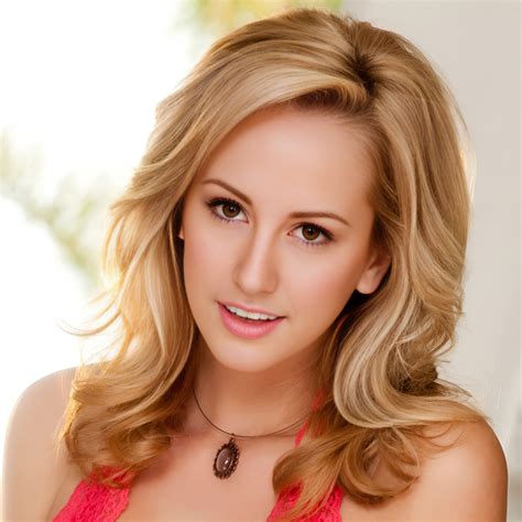 Brett Rossi Actress Wiki Age Bio Height Weight Husband And More