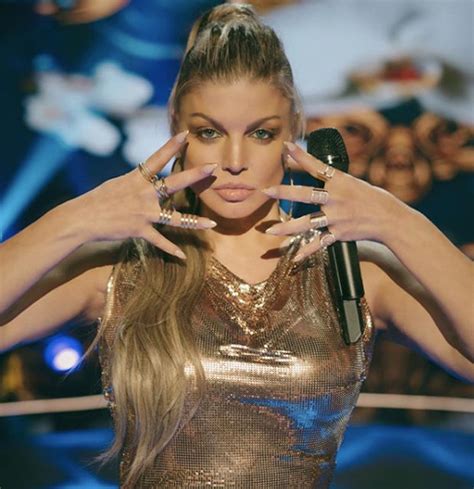 Fergie Instagram The Four Host Flaunts Cleavage And Booty In Sexy