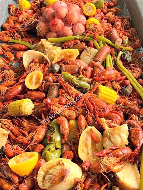 Learn How To Boil Hot And Spicy Crawfish With This Louisiana Crawfish