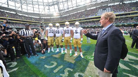 Notre Dame Vs Navy College Football Is Prettier In Ireland