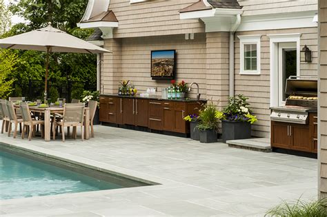 Benefits Of Having An Outdoor Kitchen With A Pool