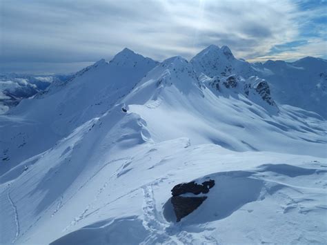 Val Loga Cima Centrale Di Da Montespluga Sci Alpinismo Pellata A