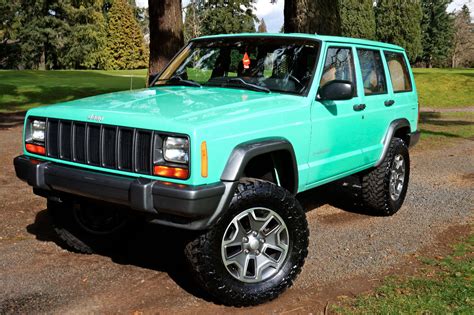 Mint Condition 1998 Jeep Cherokee 4×4 For Sale
