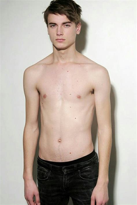 Skinny Mogs Muscular Mens Self Improvement And Aesthetics