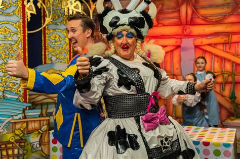 42 best Christmas theatre shows for 2020, from pantomimes ...
