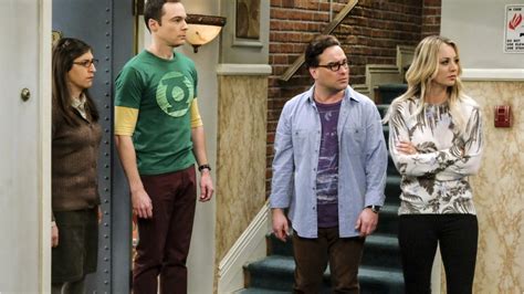 Entertainment ‘big Bang Theory Star Kaley Cuoco Shares Throwback Pic