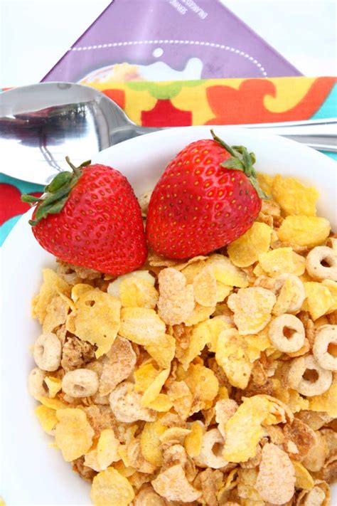 New Cereal With Crunch: Honey Bunches of Oats Crunch O's - With Our ...