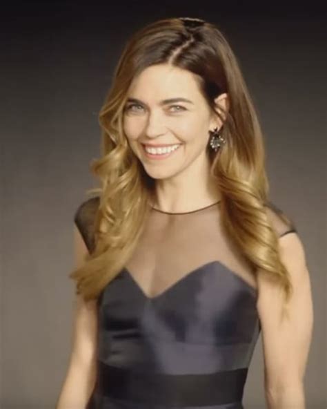 Yandrs Amelia Heinle My Mom Has Asked Do You Even Have A Hairbrush