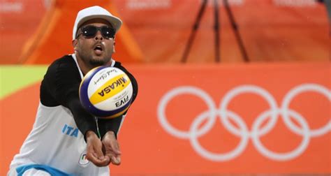 2016 年里約奧運銀牌得主、目前世界排名第九的義大利男排近期國際賽鮮少以完整陣容出場，2019 年世界盃和近 … 東奧》土耳其女排爆冷大勝中國 erdem：我們打出最好的比賽. 奧運》史上最狂發球!義國排球選手這招你也學得會（影音） - 自由體育