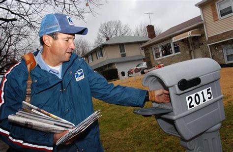 Postal Workers To Usps Dont Shred Our Contract