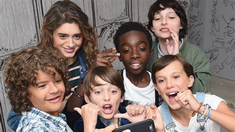 Natalia Dyer Thinks Young Stranger Things Co Stars Are Over Sexualized