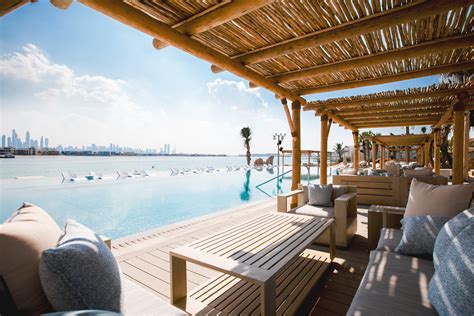 Atlantis The Palm Resort Crescent Rd Dubai Uae White Beach Club Pool Terrace Travoh