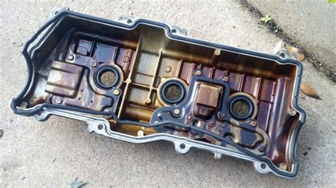 6 Symptoms Of A Valve Cover Gasket Leak Replacement Cost In 2023