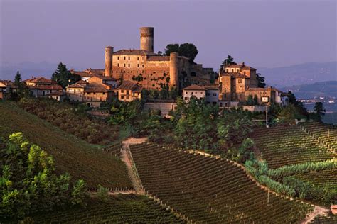 Diese unterkunft ist 9 km von schloss von serralunga d'alba und 15,5 km von castello di pollenzo entfernt. Gastronomy Without Guilt - WSJ