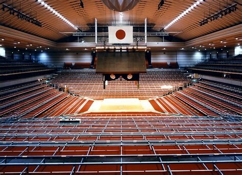 Osakas March Grand Sumo Tournament 2018 Favy