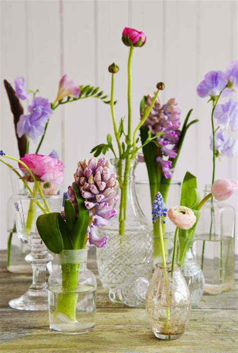Yiliyajia artificial flowers in vase decor silk rose flower arrangements fake faux boho flowers bouquets in ceramics vase table centerpieces holiday dinning coffee room kitchen. Blooming Table Decoration ♥ Разцъфнала декорация за маса ...