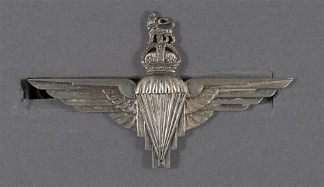 Badge Cap Paratrooper British Army National Air And Space Museum