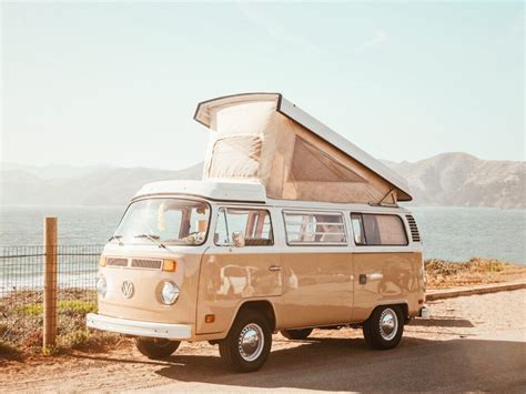 Van Life ¿cómo Vivir Y Viajar En Una Van Carla Con Wifi