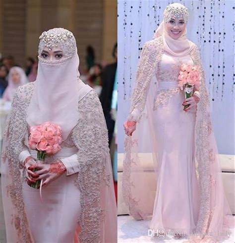 Sparkly Luxury Lace Beaded Mermaid Wedding Dresses With Cape 2018 High Neck Hijab Muslim Kaftan