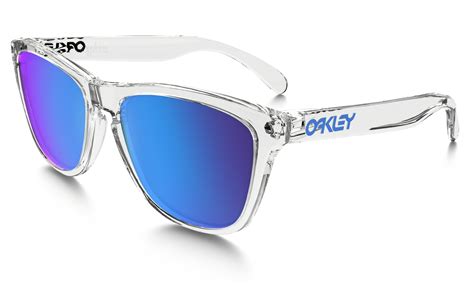oakley frogskins crystal collection in polished clear sapphire iridium onlookers