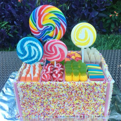 Sometimes the theme of the party will also dictate the design of the cake. 18 Easy Birthday Cake Ideas for Kids and Adults - Be A Fun Mum