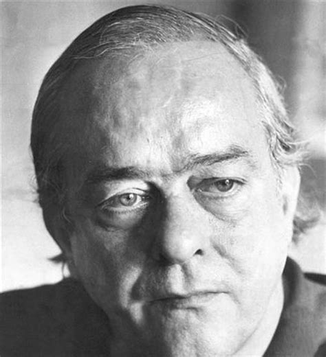 Ir para a rádio do artista ; 40 anos sem Vinícius de Moraes - Jornal O ECO