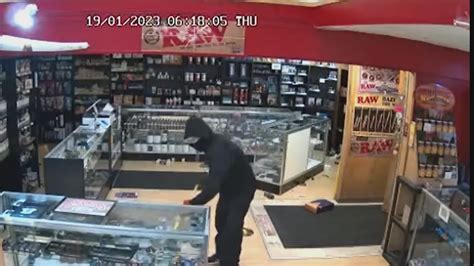 We Need More Support Portland Or Business Falls Victim To Repeat Break Ins Youtube