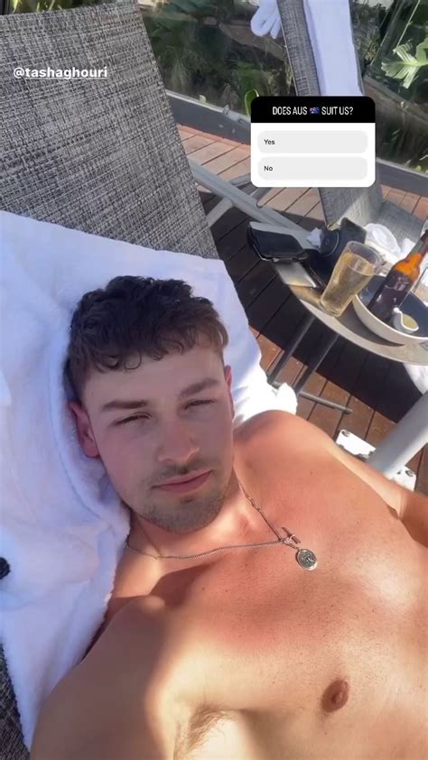 Hollyoaks Off The Charts Andrew Le Page Shirtless On Insta Story