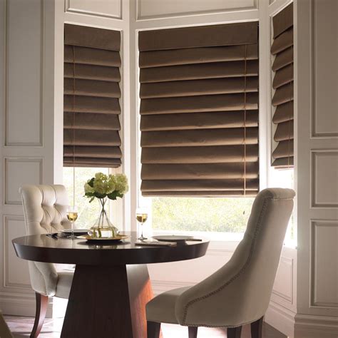 Create a peaceful ambient with Roman shades - Interior Design Explained