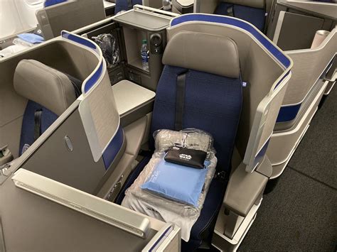 United 767 Business Class