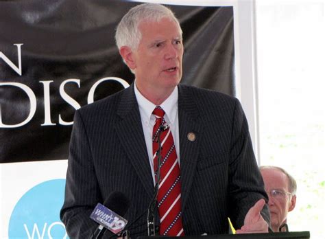 Rep. Mo Brooks seeks stiffer penalties for cyberattacks - al.com