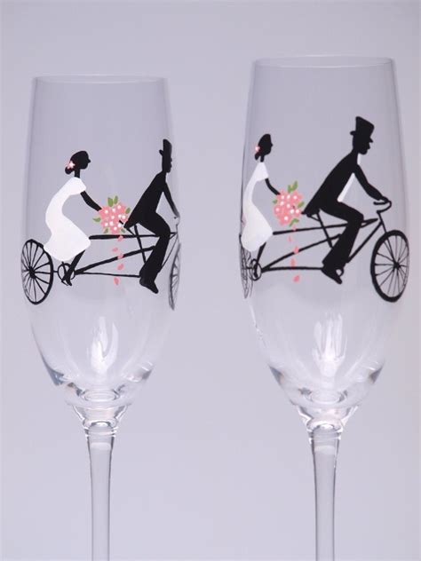 How To Incorporate Bicycles Into Your Wedding Decor 25 Ideas