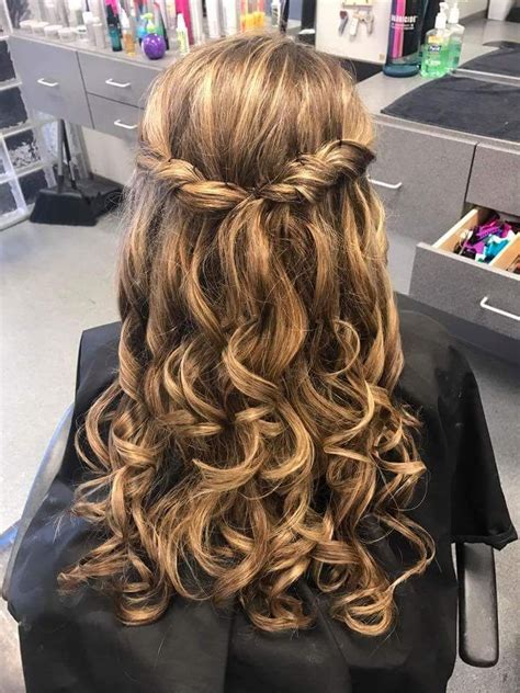 18 Graduation Hairstyles For Gorgeous Diva Look Haircuts And Hairstyles
