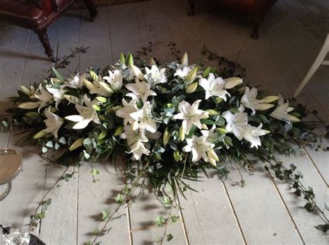 We provide safe, contactless delivery to your loved ones. The 25+ best Funeral flowers ideas on Pinterest | Funeral ...